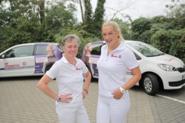 Petra Bähr und Laura Thiemian vom Pflegeteam Münster Nord. (Foto: Johanniter-Unfall-Hilfe e.V.)