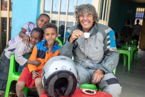 Michael Martin (r.) während einer Kaffeepause. (Foto: Michael Martin)