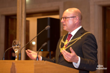 Oberbürgermeister Markus Lewe eröffnete den festlichen Abend. (Foto: Bührke)
