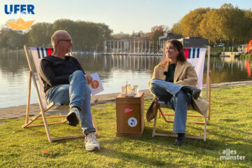 Diesmal am Ufer des Aasees: Janina Fautz (r.) (Foto: Ralf Clausen)