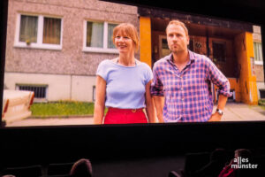 Maren (Sandra Hüller) und Robert (Max Riemelt) kennen sich seit Kindertagen. (Foto: Bastian E.)