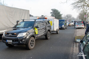 Vergangenen Samstag starteten Anhänger der "Querdenken"-Bewegung im Westen Münsters einen Autokorso, diesen Samstag wollen in die Innenstadt. (Foto: Thomas Hölscher)