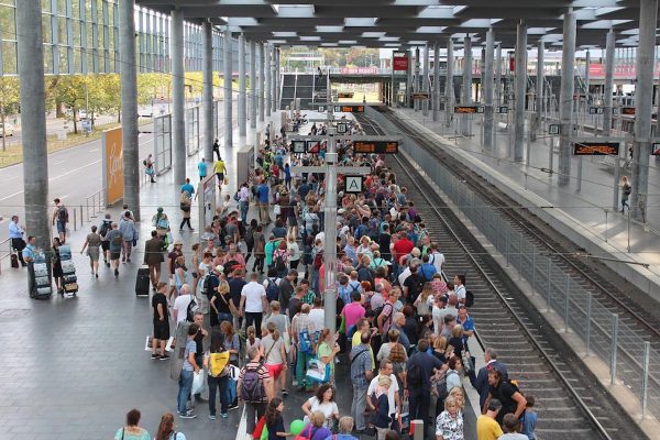 Wie orientiert sich der Fahrgast im Störungsfall ALLES